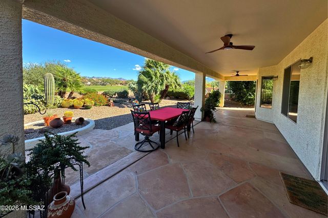 1190 N Laurel Glen Drive, Green Valley, AZ 85614