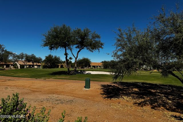 1190 N Laurel Glen Drive, Green Valley, AZ 85614