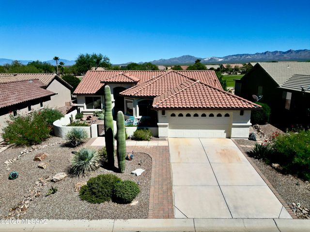 1190 N Laurel Glen Drive, Green Valley, AZ 85614