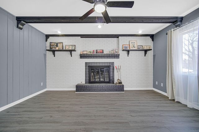 1119 W 38th Place, Hobart, IN 46342