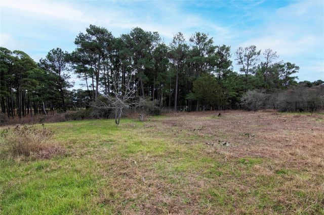 5431 N Us Hwy 77, La Grange, TX 78945