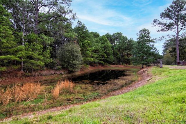 5431 N Us Hwy 77, La Grange, TX 78945