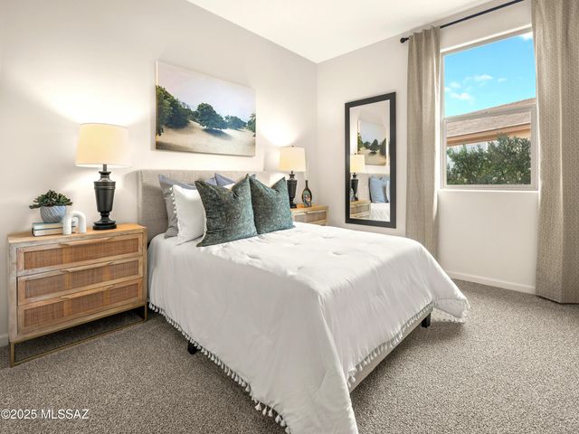 1535 E Cattle Graze Loop, Sahuarita, AZ 85629