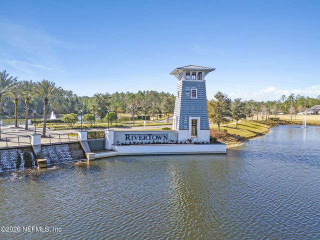 460 SHINNECOCK Drive, St. Johns, FL 32259