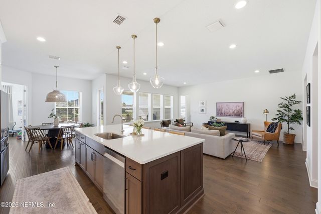 460 SHINNECOCK Drive, St. Johns, FL 32259