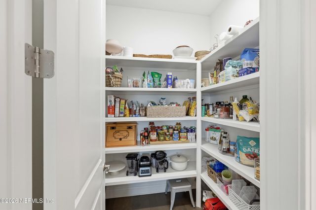 460 SHINNECOCK Drive, St. Johns, FL 32259