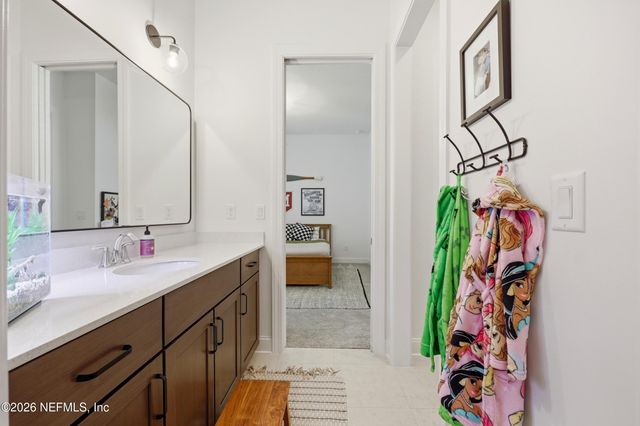 460 SHINNECOCK Drive, St. Johns, FL 32259