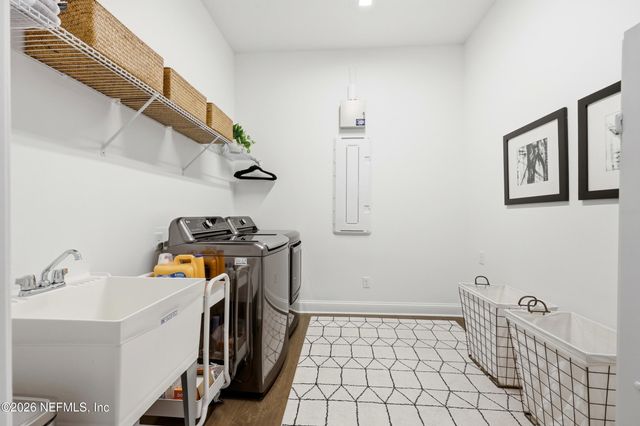 460 SHINNECOCK Drive, St. Johns, FL 32259