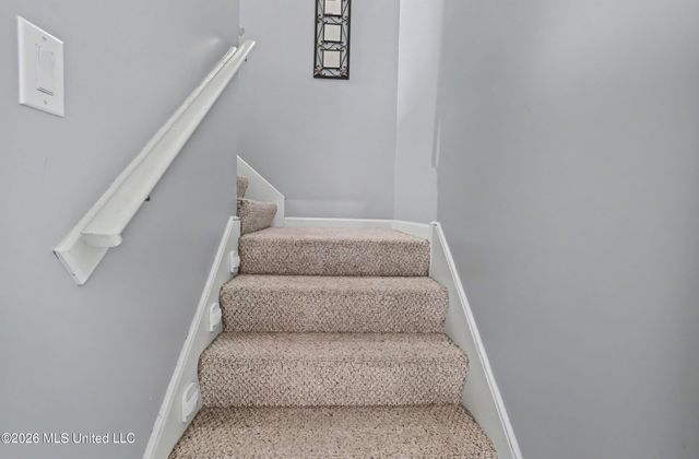 7741 Meadow Ridge Lane, Olive Branch, MS 38654