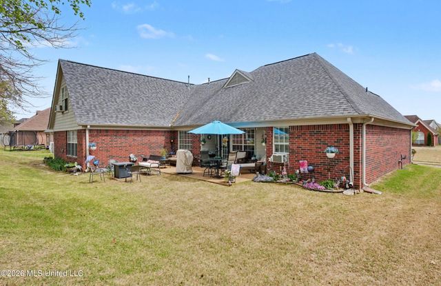 7741 Meadow Ridge Lane, Olive Branch, MS 38654