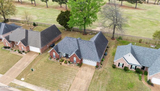 7741 Meadow Ridge Lane, Olive Branch, MS 38654