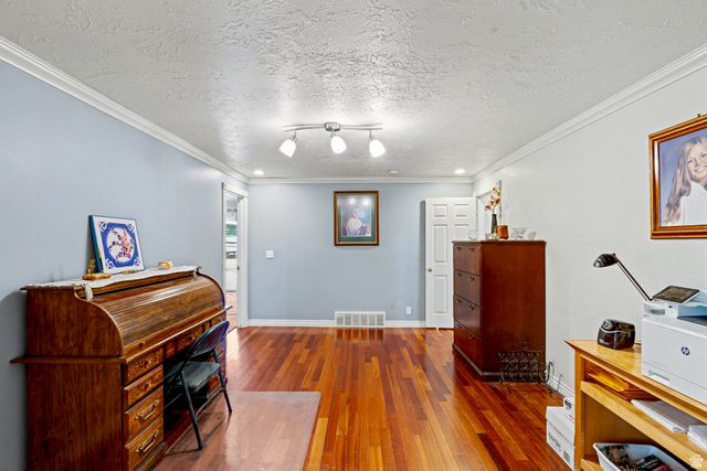 1761 S DAVIS BLVD, Bountiful, UT 84010