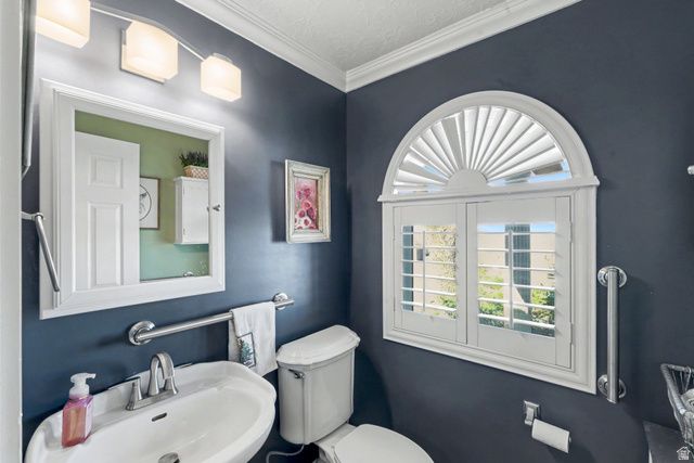 1761 S DAVIS BLVD, Bountiful, UT 84010