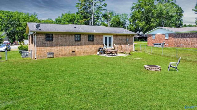 1620 Peach Orchard Road NW, Hartselle, AL 35640