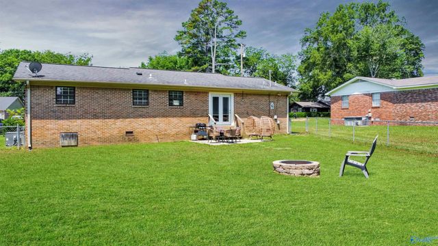 1620 Peach Orchard Road NW, Hartselle, AL 35640