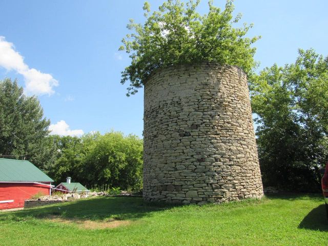 W1037 STATE ROAD 96, Kaukauna, WI 54130