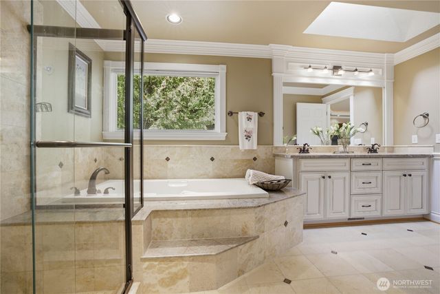 15430 SE 67th Place, Bellevue, WA 98006