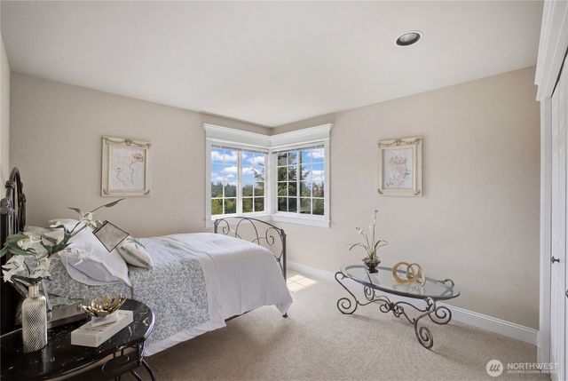 15430 SE 67th Place, Bellevue, WA 98006