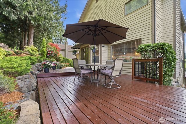 15430 SE 67th Place, Bellevue, WA 98006