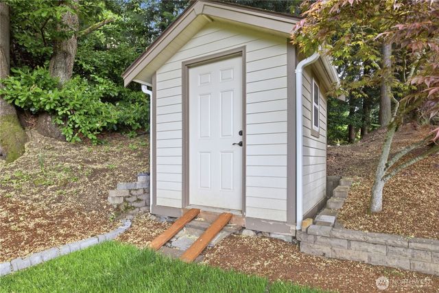 15430 SE 67th Place, Bellevue, WA 98006