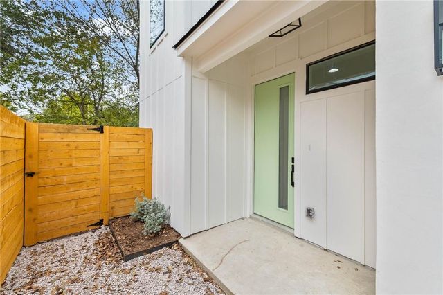 3321 Hemlock Ave 2, Austin, TX 78722