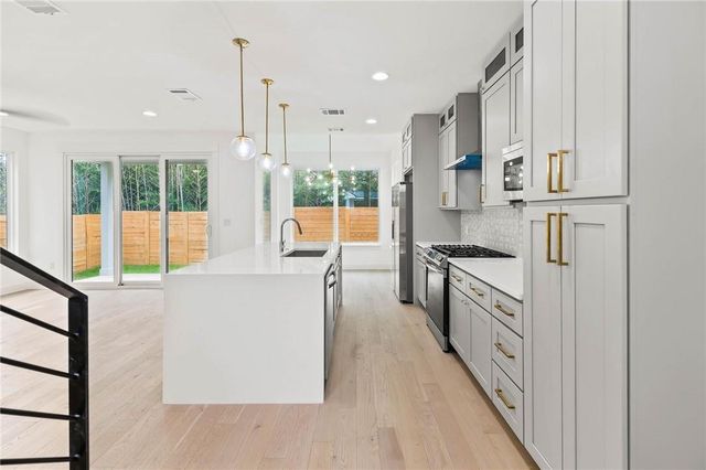 3321 Hemlock Ave 2, Austin, TX 78722