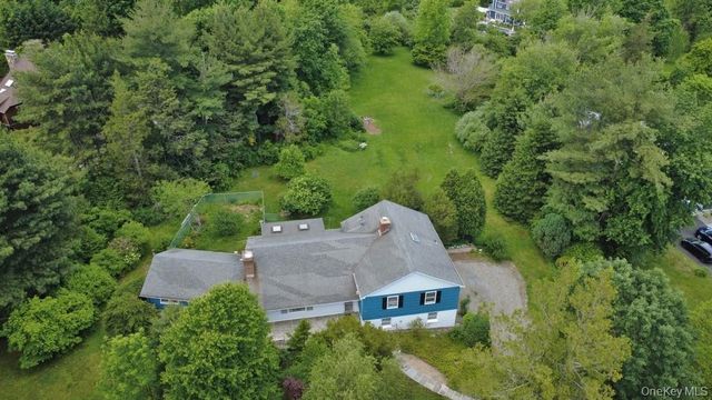 10 Lakeview Road, Ossining, NY 10562