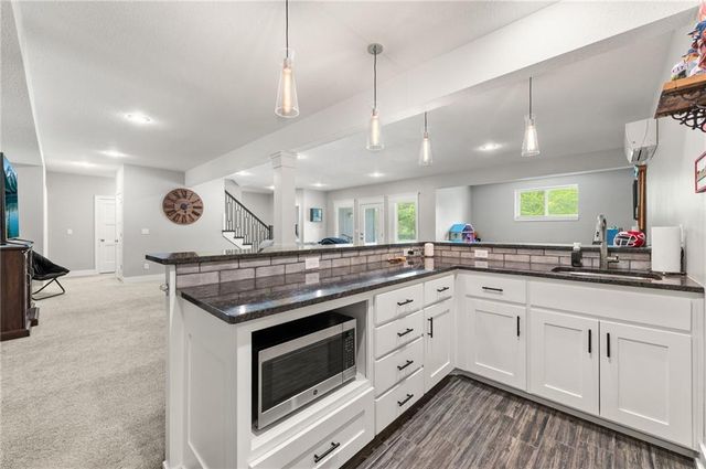 2104 Foxtail Drive, Kearney, MO 64060