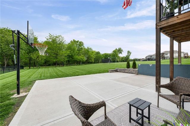 2104 Foxtail Drive, Kearney, MO 64060