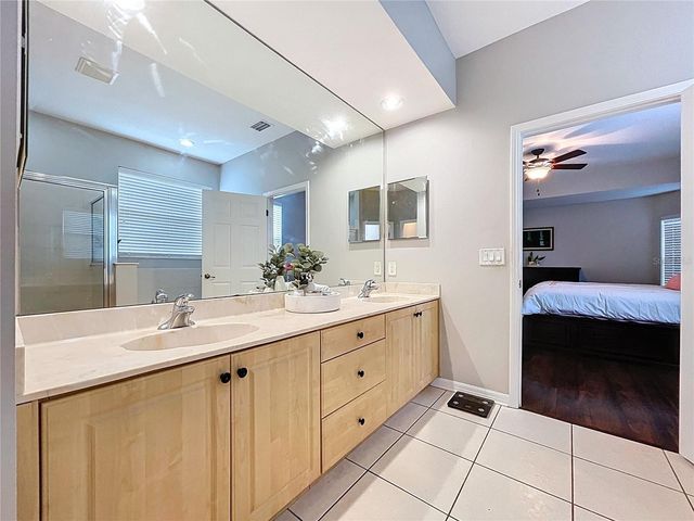 19540 SUNSET BAY DRIVE, Land O Lakes, FL 34638