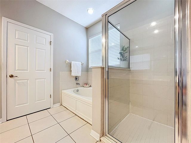 19540 SUNSET BAY DRIVE, Land O Lakes, FL 34638