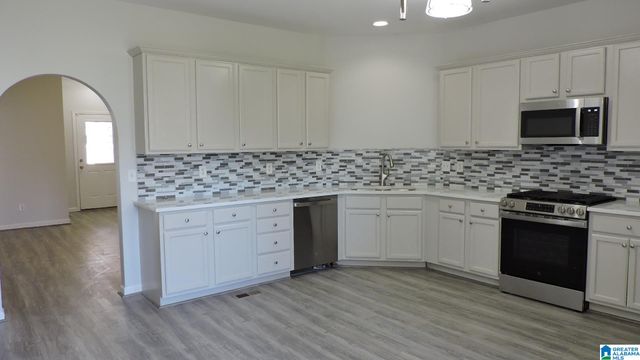 932 ASHFORD AVENUE, Mount Olive, AL 35117