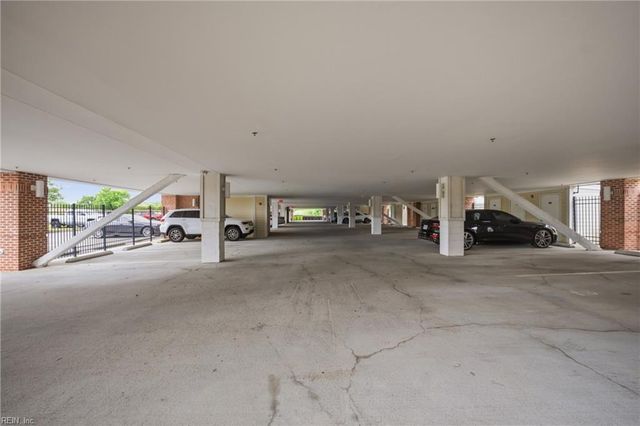 2950 Baltic Ave Apt 502, Virginia Beach, VA 23451