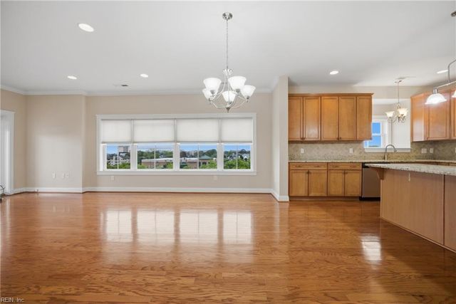 2950 Baltic Ave Apt 502, Virginia Beach, VA 23451