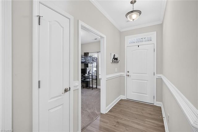 1671 Coopers Hawk Drive, Kernersville, NC 27284