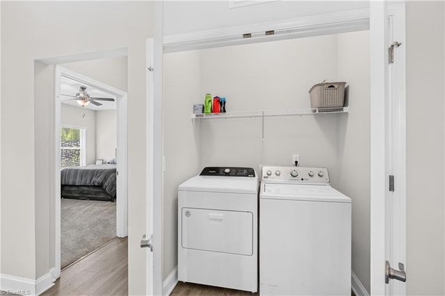1671 Coopers Hawk Drive, Kernersville, NC 27284