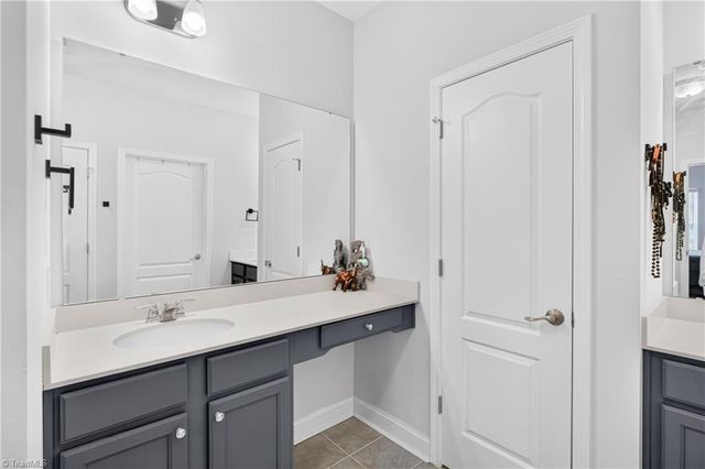 1671 Coopers Hawk Drive, Kernersville, NC 27284