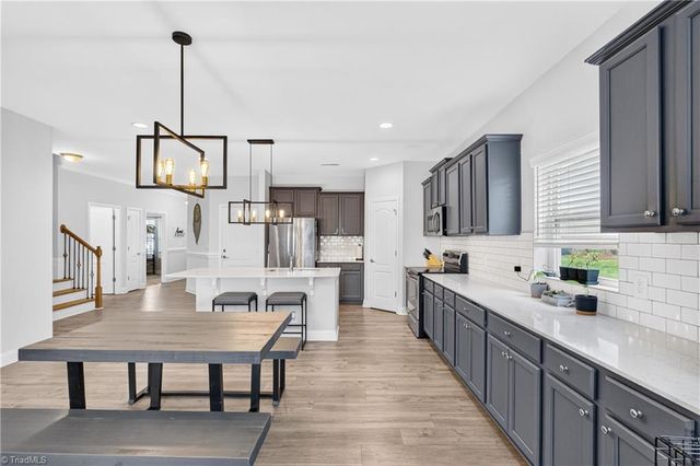 1671 Coopers Hawk Drive, Kernersville, NC 27284
