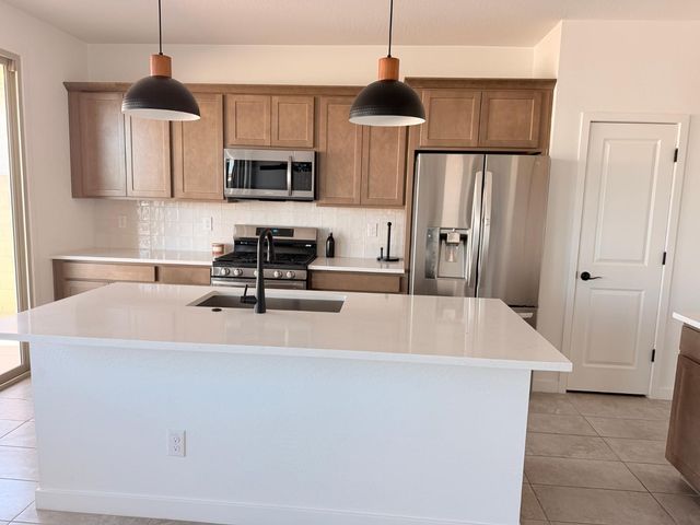 3330 S 180th Lane, Goodyear, AZ 85338