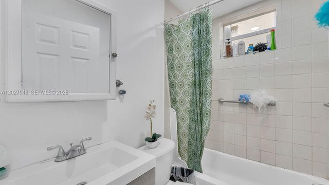 242 SW 15th Avenue, Miami, FL 33135