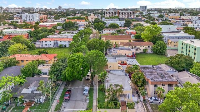 242 SW 15th Avenue, Miami, FL 33135