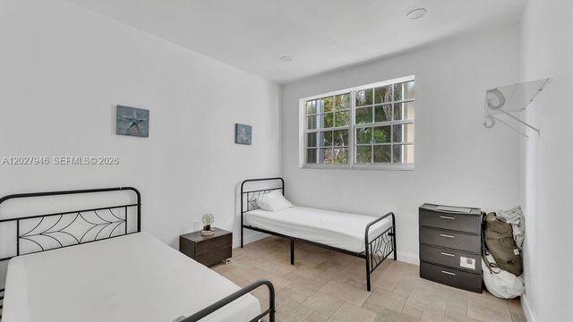 242 SW 15th Avenue, Miami, FL 33135
