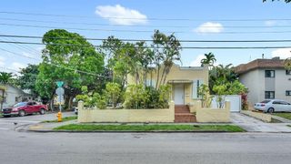 242 SW 15th Avenue, Miami, FL 33135
