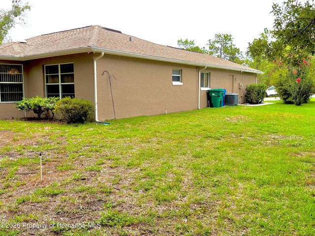 16 Pawpaw Court, Homosassa, FL 34446