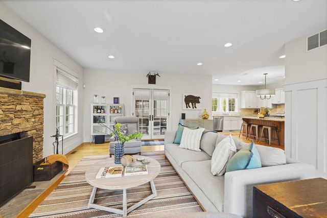 11674 Riviera Drive, New Buffalo Twp, MI 49117