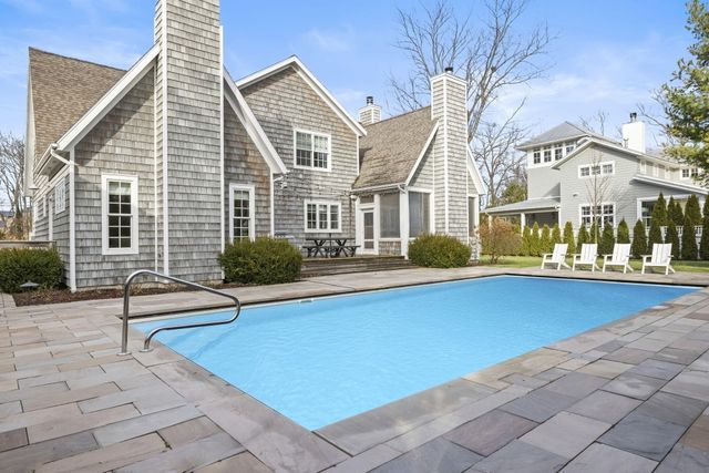 11674 Riviera Drive, New Buffalo Twp, MI 49117