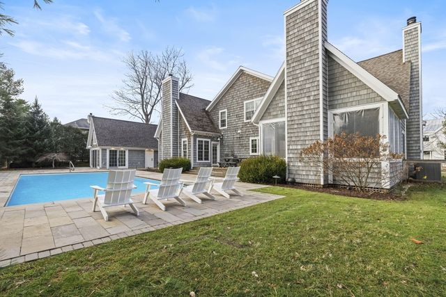 11674 Riviera Drive, New Buffalo Twp, MI 49117