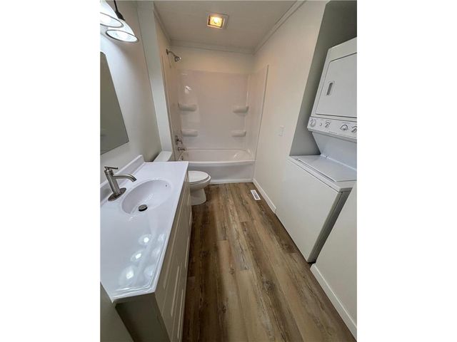 878 Washington Street, Prescott, WI 54021