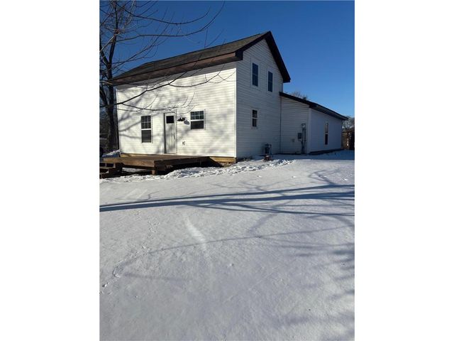 878 Washington Street, Prescott, WI 54021