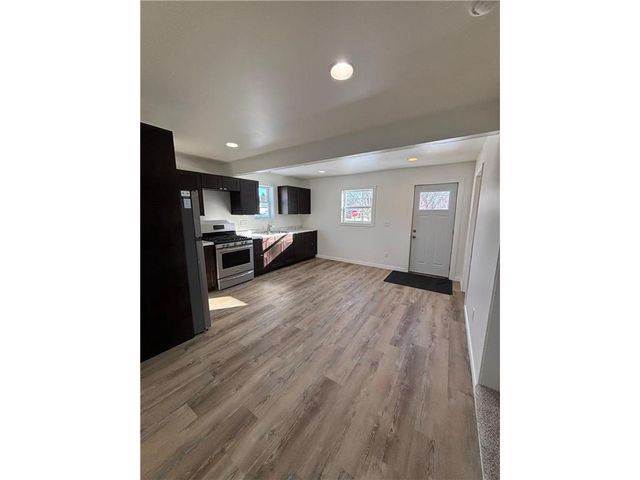 878 Washington Street, Prescott, WI 54021